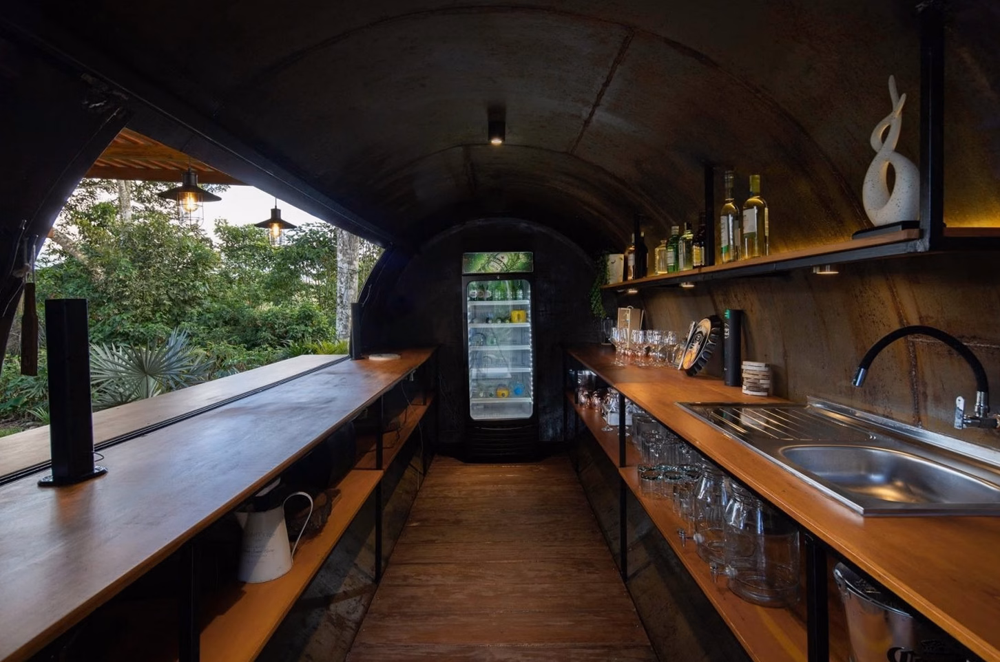 Passage sous pavillon Bardinet-La Martiniquaise pour Gin Generous